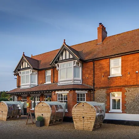 The Ship Inn Weybourne Exterior photo